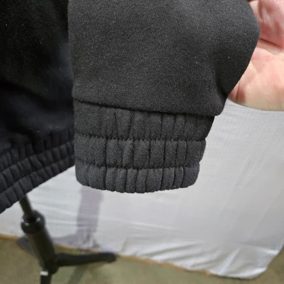 Fila Colorblock Pullover - Picture 9 of 12